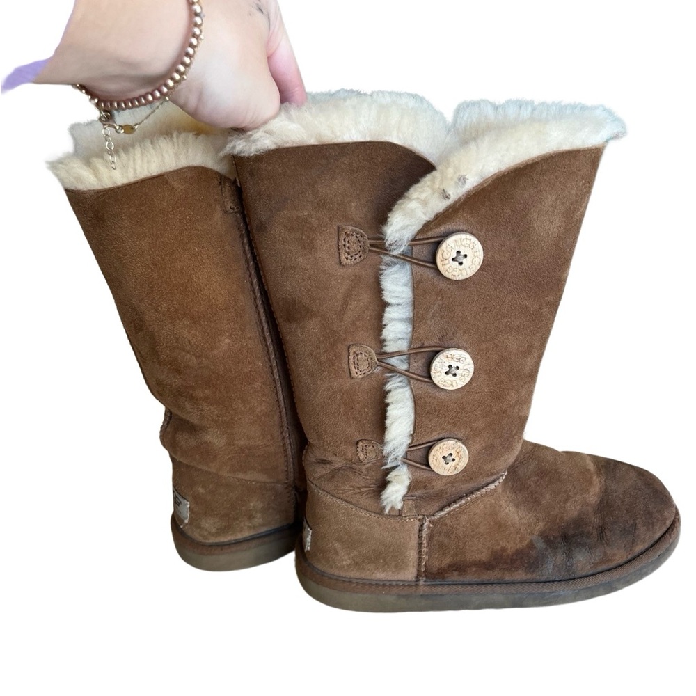 UGG boots, size 5 (US), tall